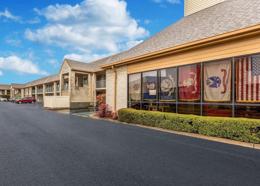 Virginia Norfolk Exterior Detail