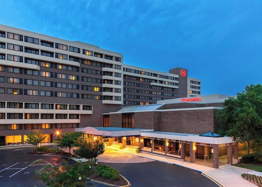 Virginia Norfolk Exterior Detail