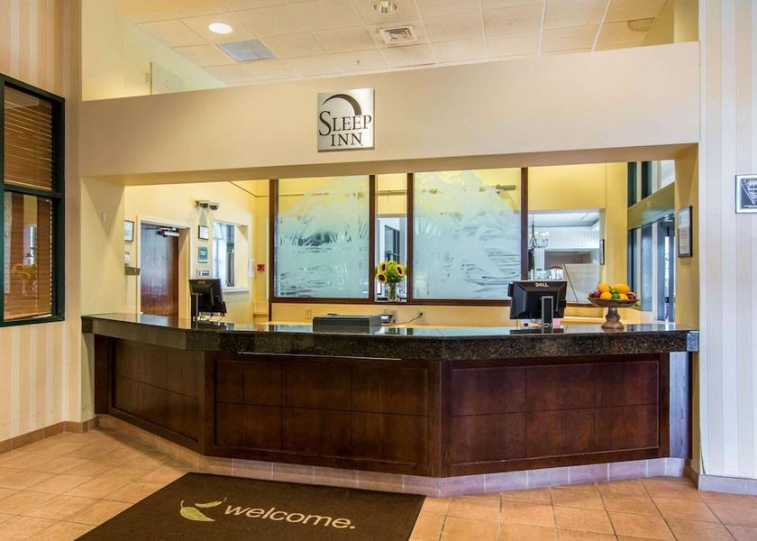 Virginia Norfolk Lobby