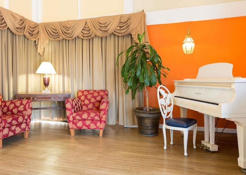 Virginia Williamsburg Lobby