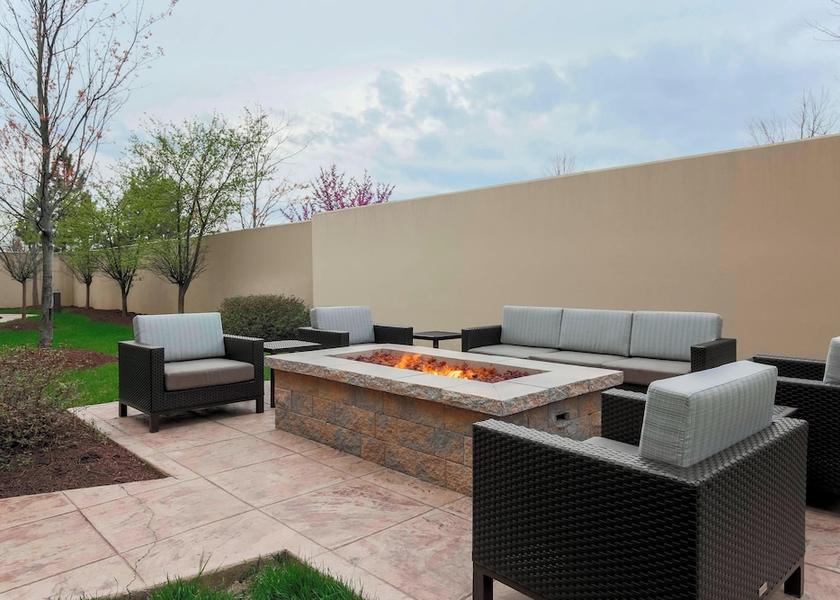 Virginia Woodbridge Amenity