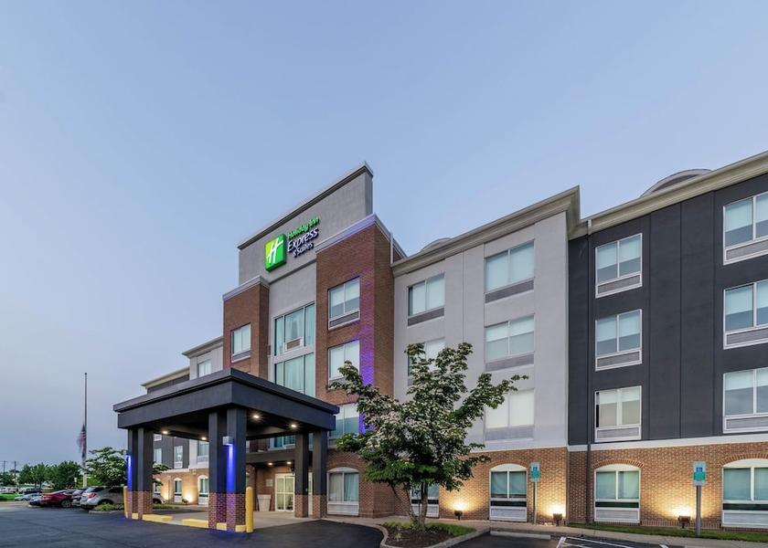 Virginia Woodbridge Exterior Detail