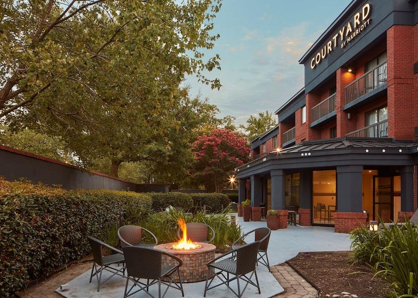 Virginia Yorktown Exterior Detail