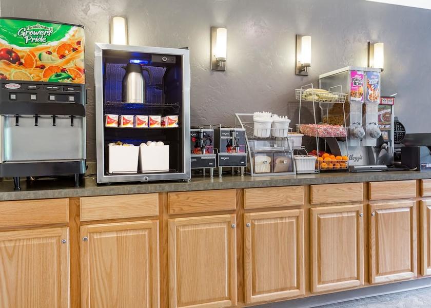 Washington Bremerton Breakfast buffet