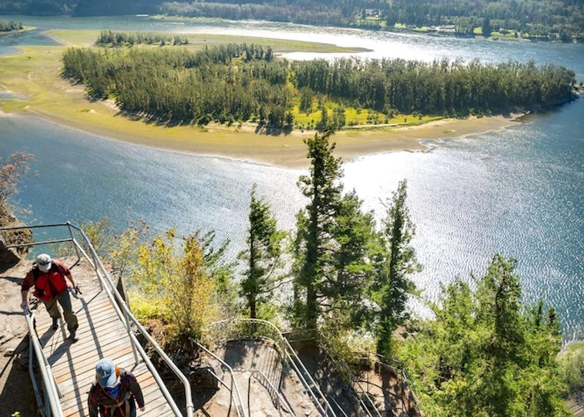 Washington Stevenson Hiking