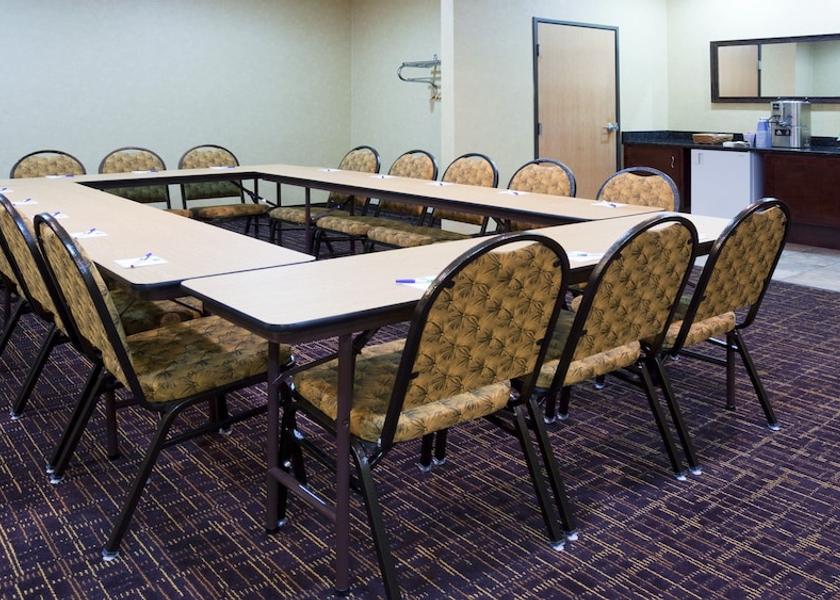 Wisconsin De Forest Meeting Room