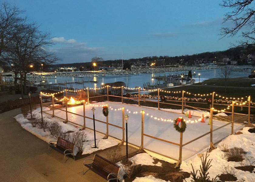 Wisconsin Fontana Ice Skating