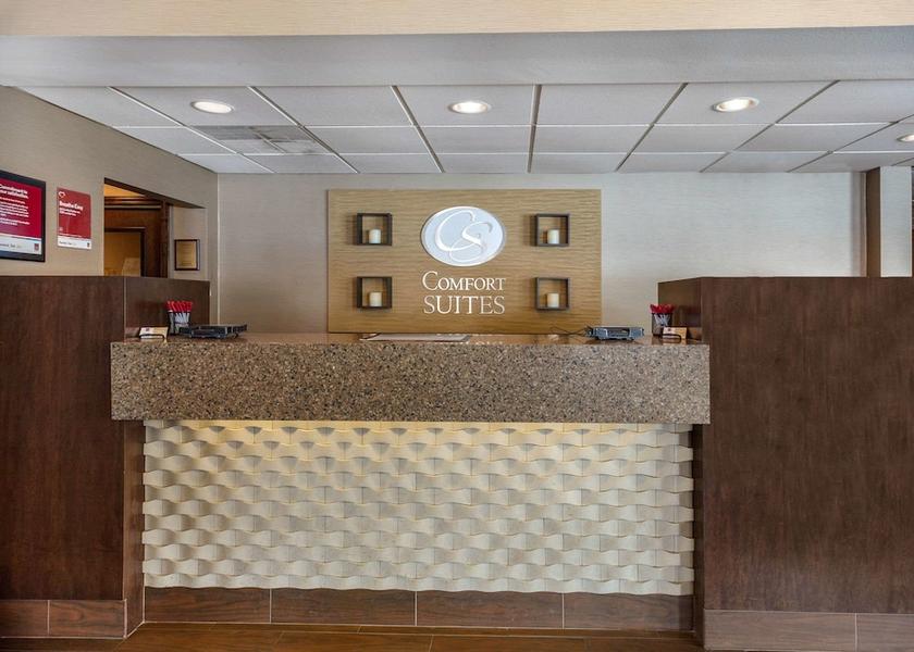 Wisconsin Green Bay Lobby