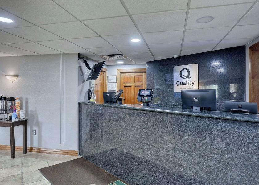 Wisconsin Green Bay Lobby