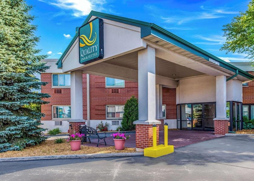 Wisconsin Green Bay Exterior Detail