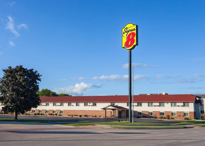 Wisconsin Green Bay Exterior Detail