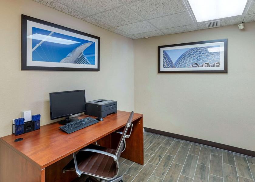 Wisconsin Jackson Business center