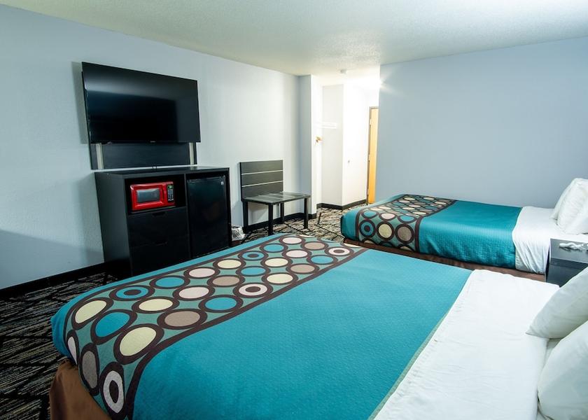 Wisconsin New Richmond Room