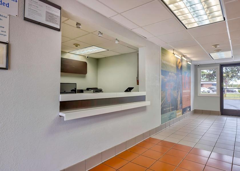 Wisconsin Oshkosh Lobby
