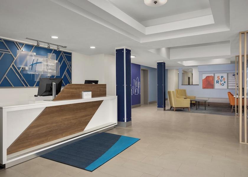 Minnesota Superior Exterior Detail