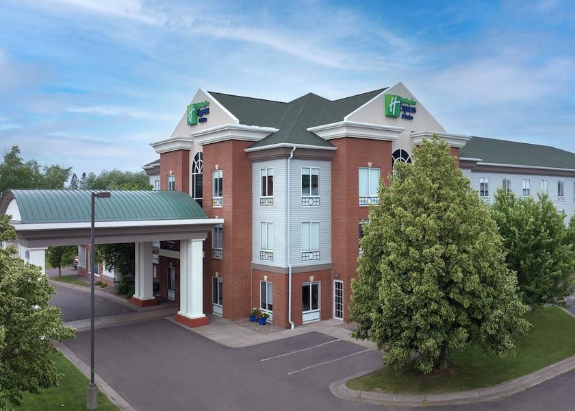 Minnesota Superior Exterior Detail