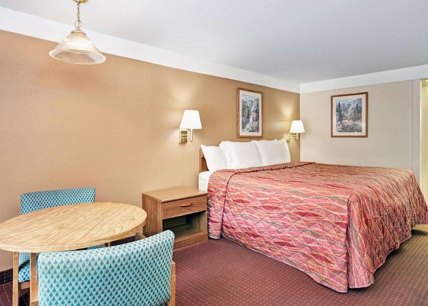 West Virginia Charleston Room