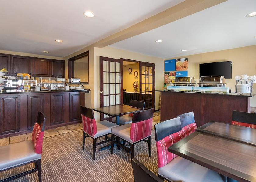 West Virginia Parkersburg Breakfast Area