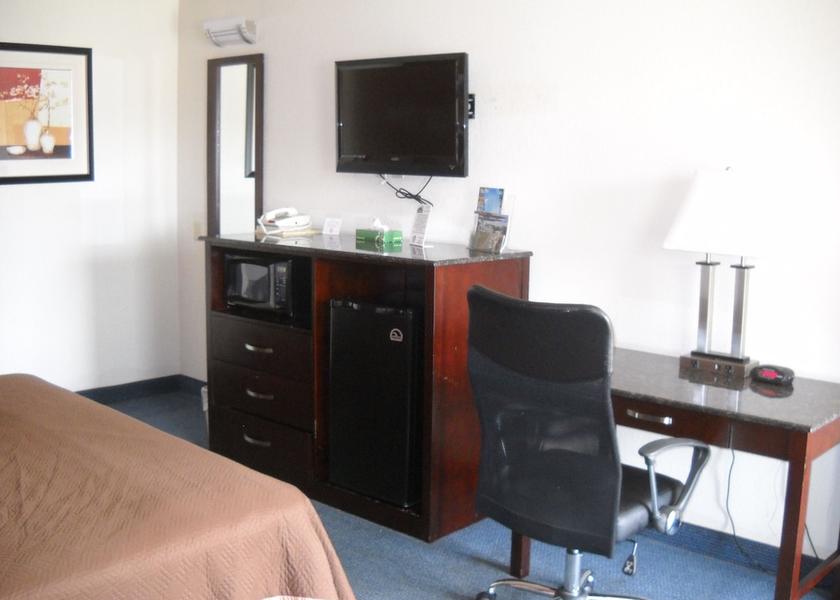 West Virginia Parkersburg Room