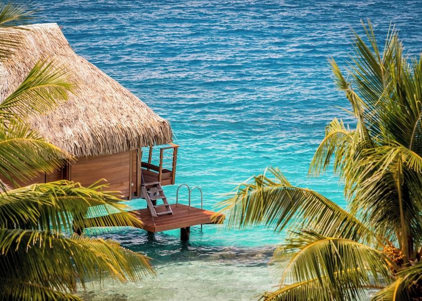  Bora Bora Exterior Detail