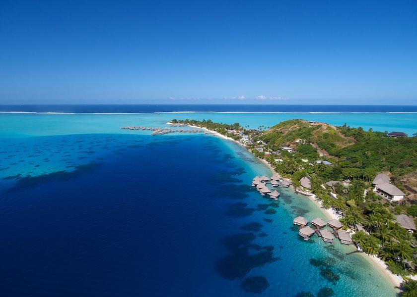  Bora Bora Exterior Detail