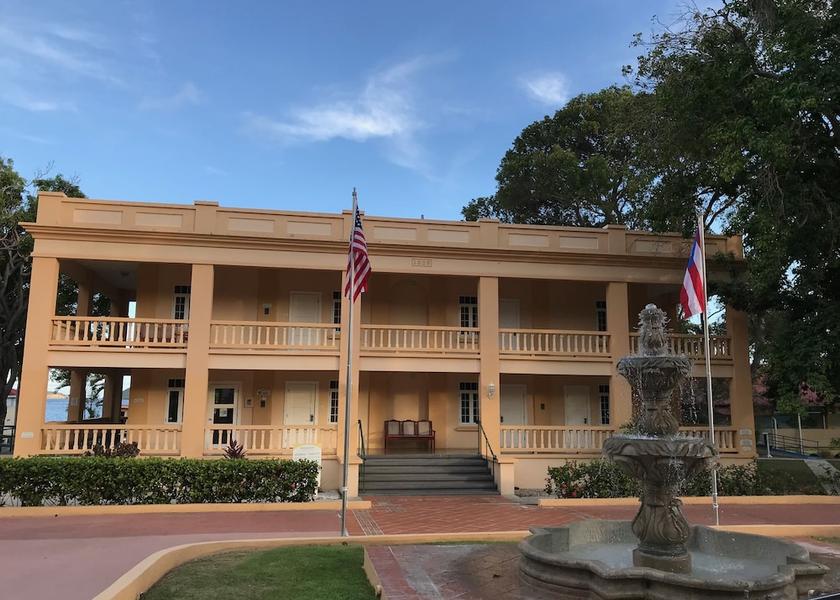  Guanica Lobby