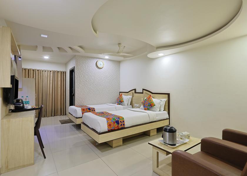 Gujarat Vadodara Standard Room
