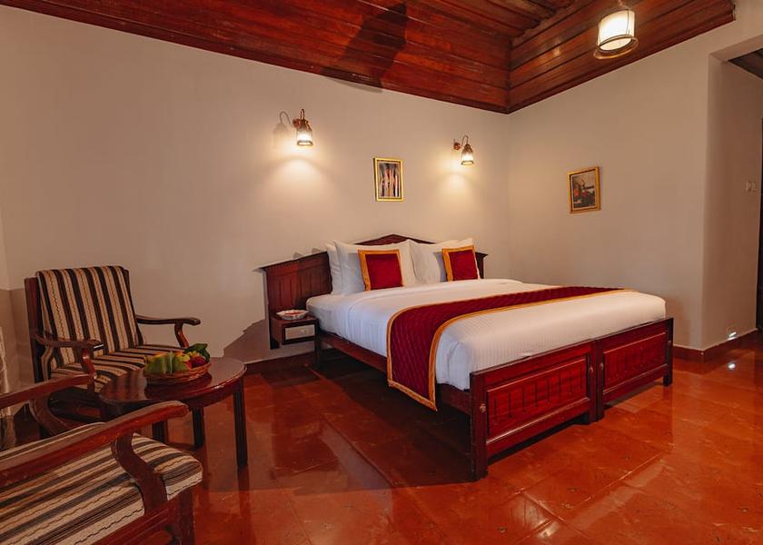 Kerala Kumarakom Suite Room