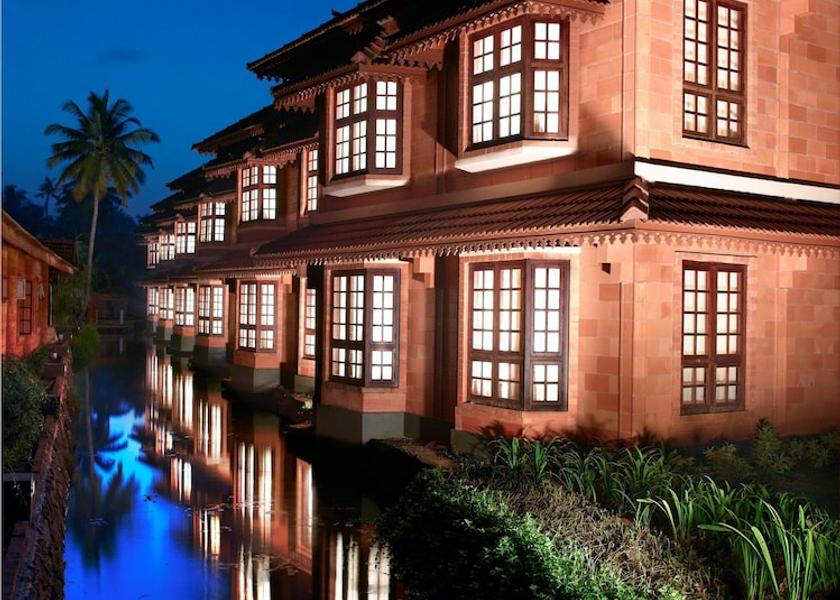 Kerala Kumarakom Garden