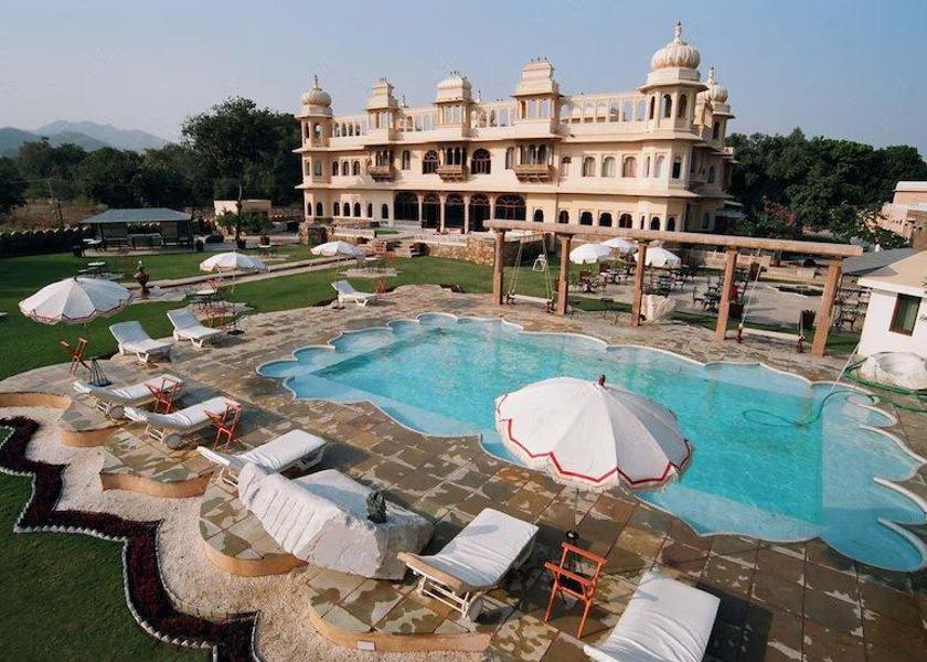 Rajasthan Ranakpur Pool