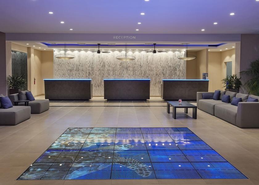  Oranjestad Lobby