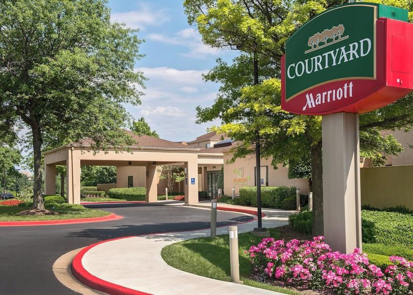 Maryland Rockville Exterior Detail