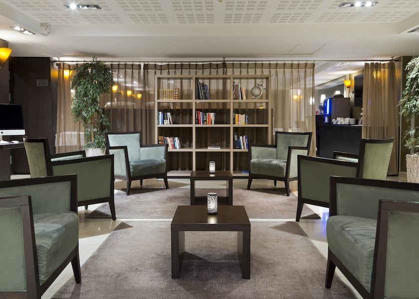 Auvergne-Rhone-Alpes Ferney-Voltaire Lobby