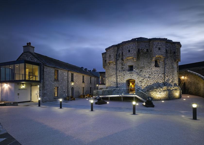  Athlone Point of interest