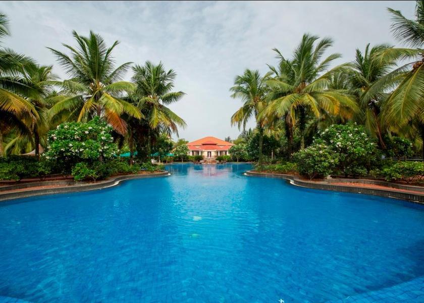 Pondicherry Pondicherry Swimming pool [outdoor]