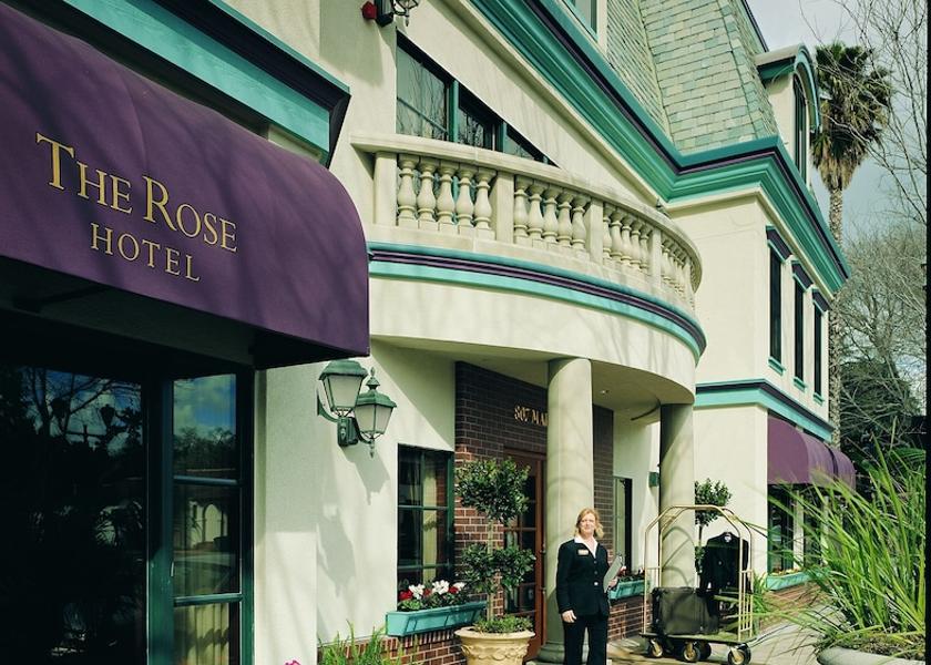 California Pleasanton Facade