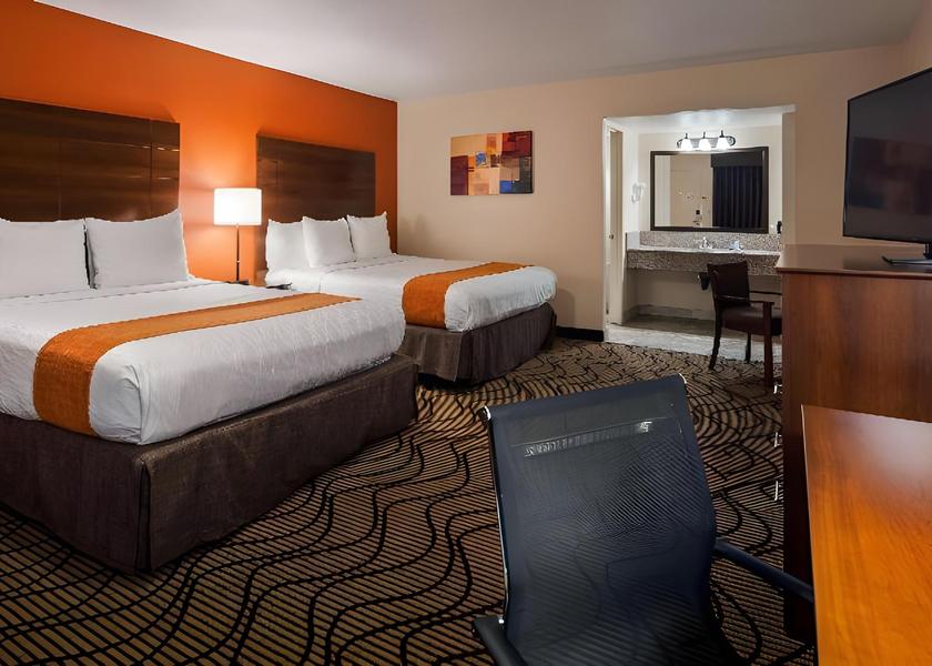 California Roseville 2 queen beds, nonsmoking