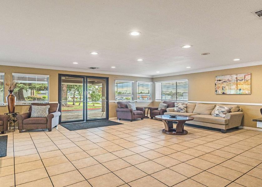 California Roseville lobby
