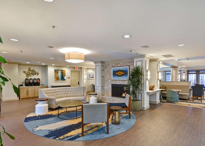 Connecticut Windsor Locks Lobby