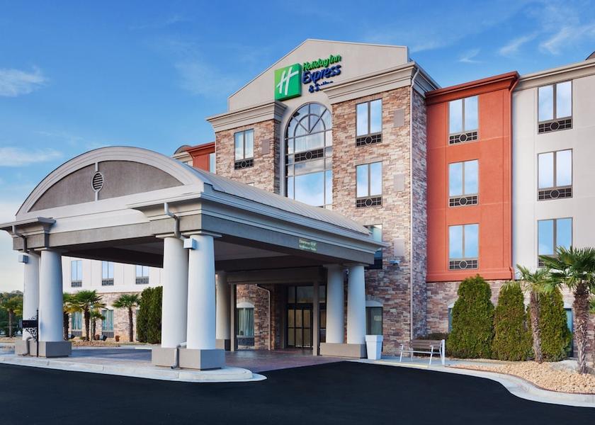 Georgia Rome Exterior Detail