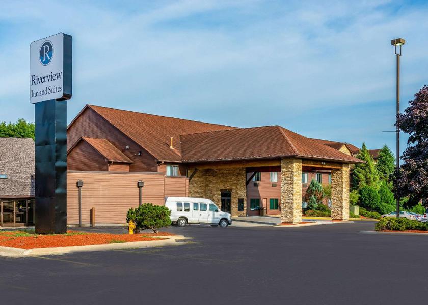 Illinois Rockford Hotel Exterior