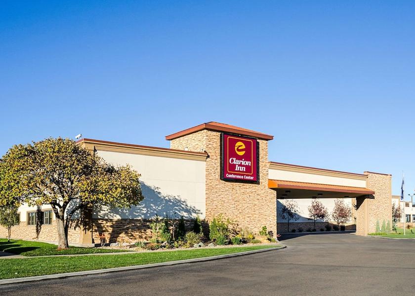 Kansas Garden City Exterior Detail