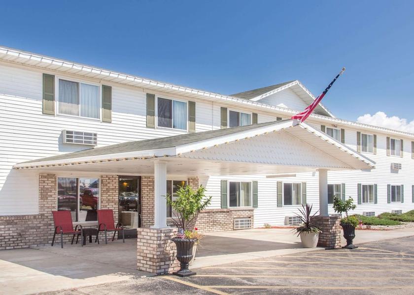 Michigan Escanaba Exterior Detail