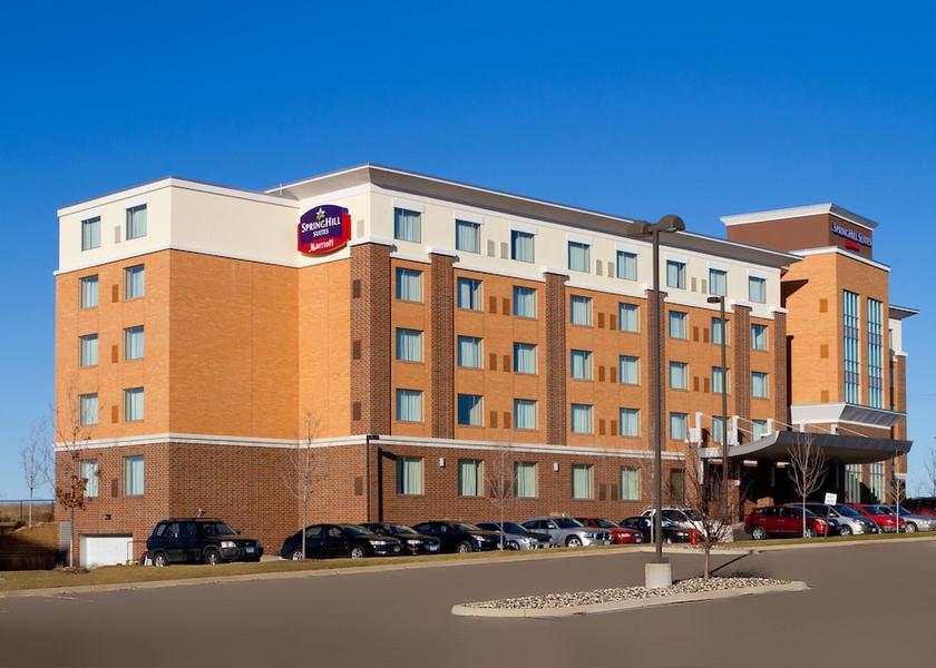 Minnesota Bloomington Exterior Detail