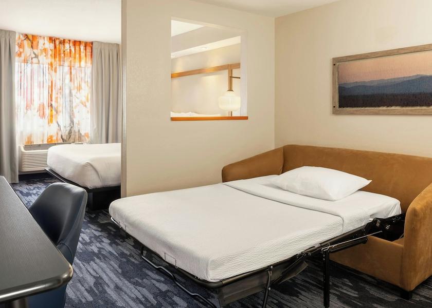 Minnesota Roseville Room