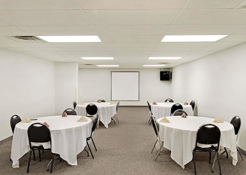 Ohio Lisbon Meeting Room