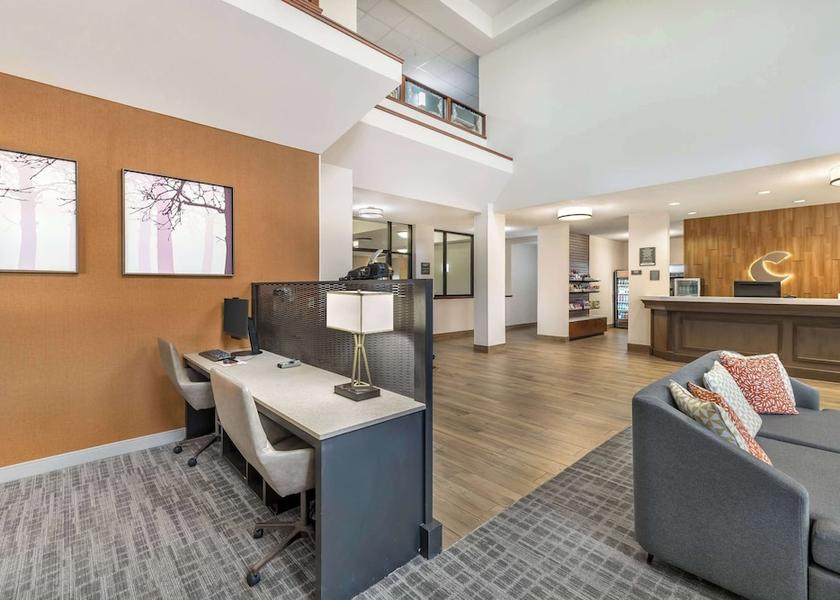 Oregon Redmond Lobby