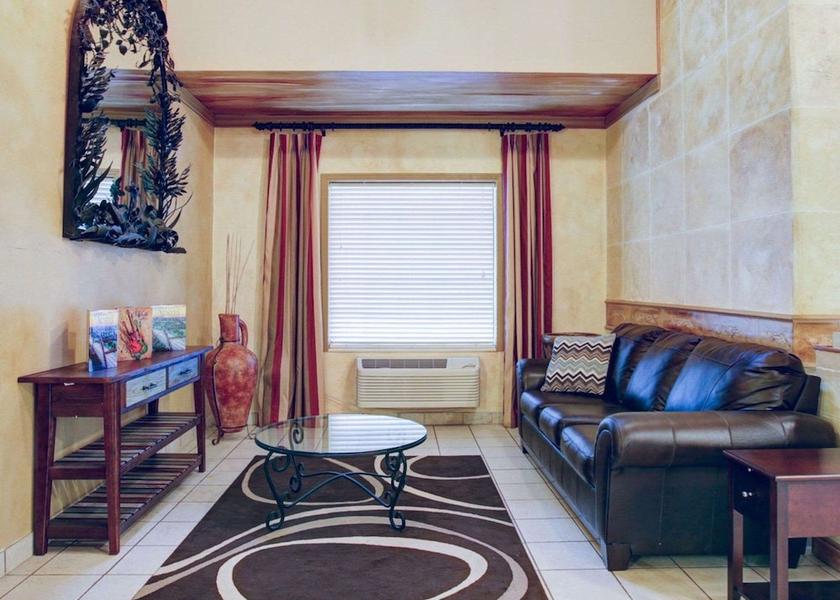 Texas Del Valle Lobby