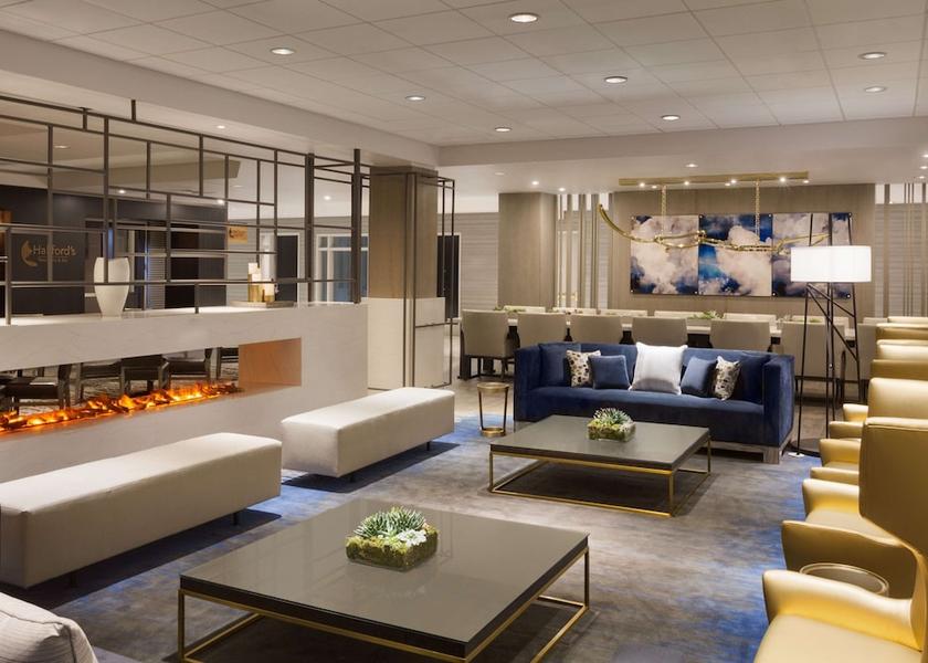 Texas Grapevine Lobby