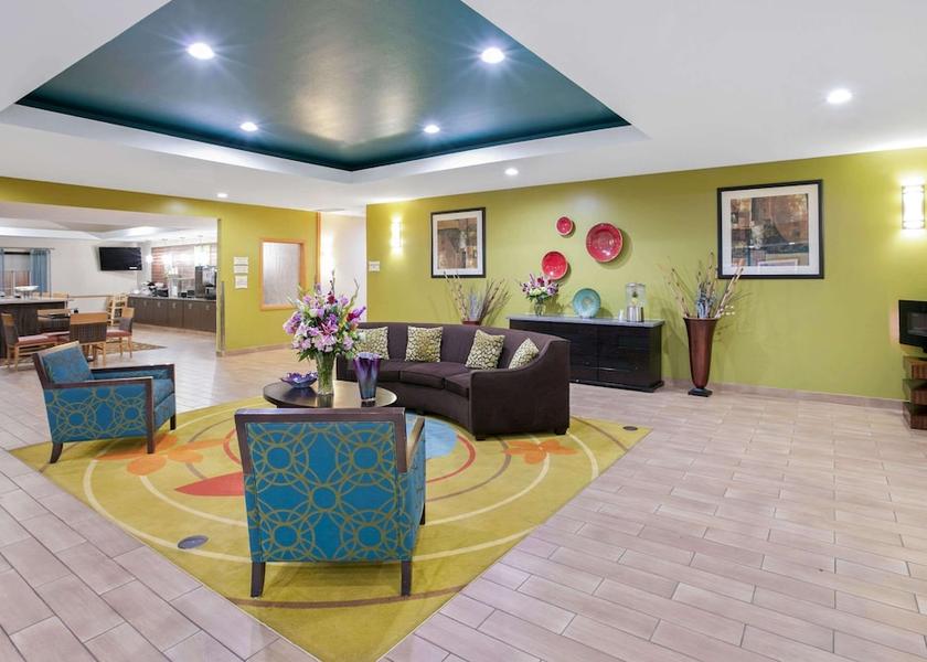 Texas Paris Lobby